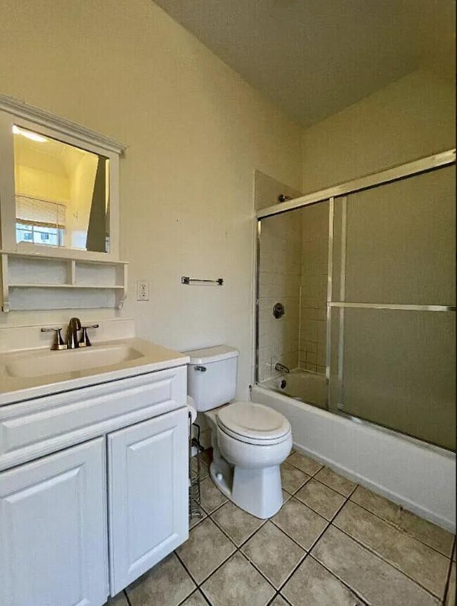 186 Naples Rd unit 3, Brookline, MA 02446 - photo 6