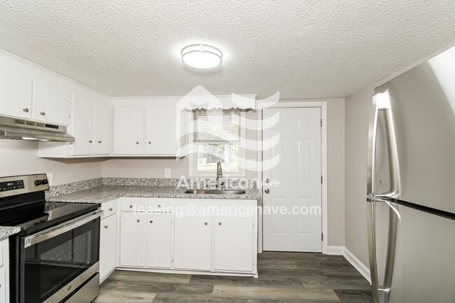 1607 Lee St, Camden, SC 29020 - photo 5