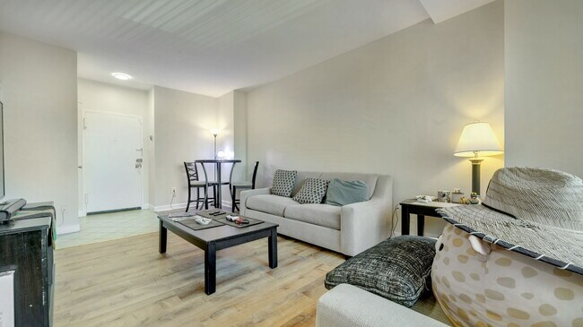 River Place South unit 229, Arlington, VA 22209 - photo 7