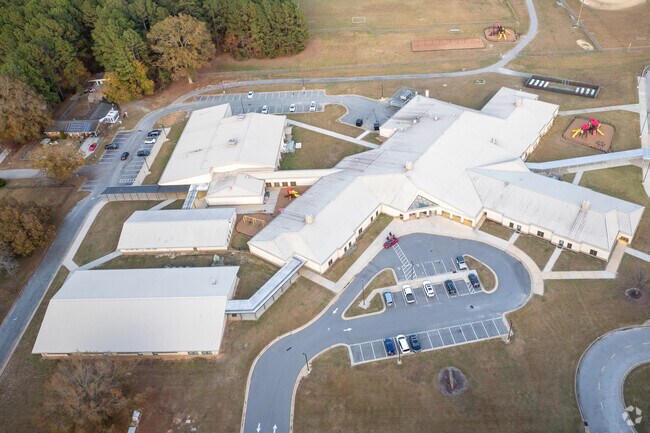 Micro Elementary school receives a B rating from Niche.