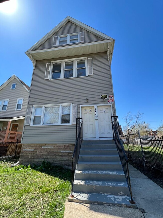 646 N Long Ave, Chicago, IL 60644