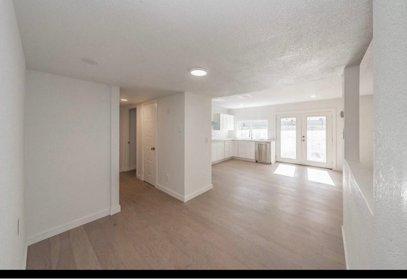 3506 S Elm Dr, Grand Prairie, TX 75052 - photo 1