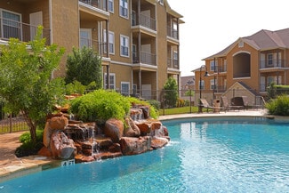 8838 Dugas Rd, San Antonio, TX 78251