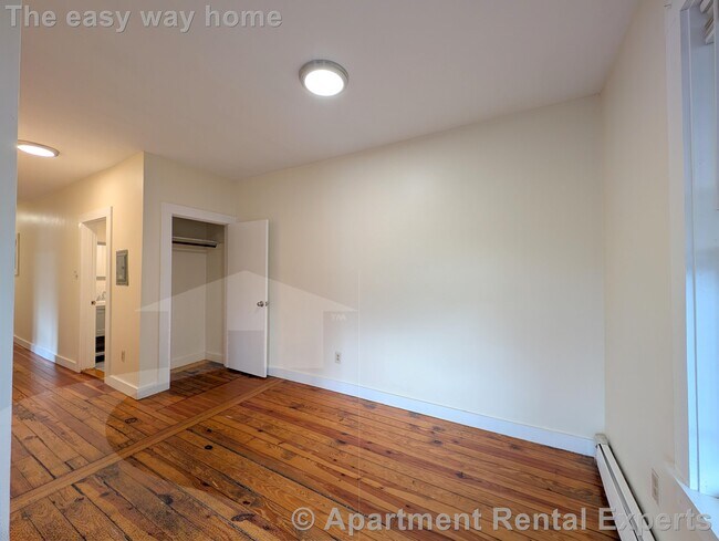 66 Pleasant St unit 3, Cambridge, MA 02139 - photo 4