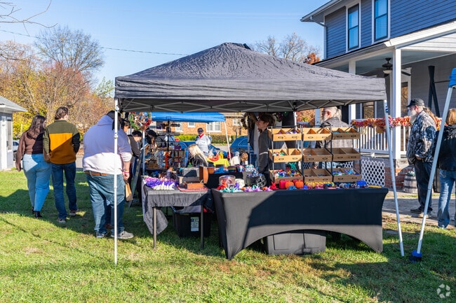Franklin residents benefit from being close to many annual festivals and markets.