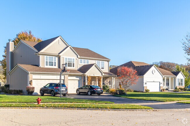 Oakwood Hills homes come in a variety of sizes and budgets.