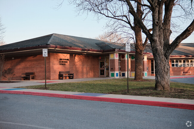 Lincolnshire Elementary School serves students in Washington County, Maryland.