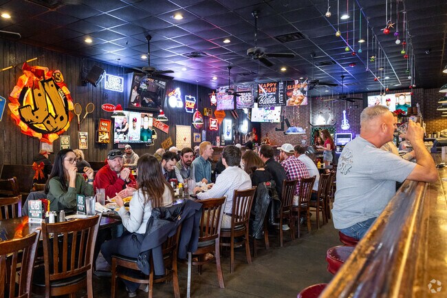 JJ's Grill has live local music and daily specials.