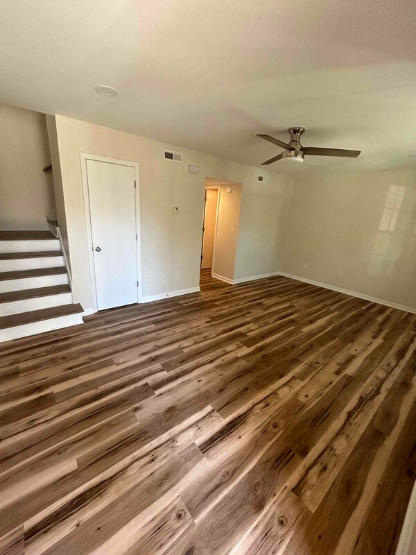 1021 Hunters Trace, Mount Pleasant, SC 29464 - photo 2