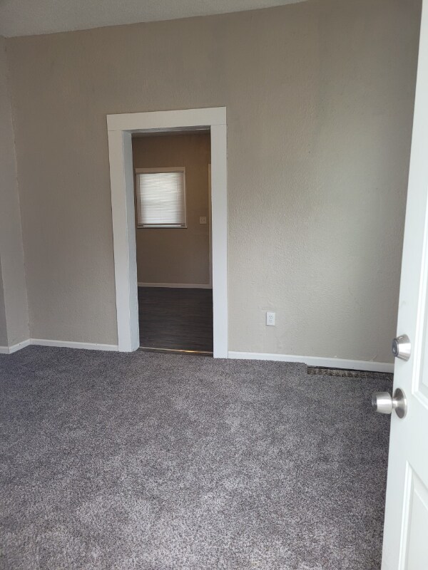 1328 Indiana Ave, Toledo, OH 43607 - photo 2