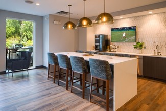 3920 Excelsior Blvd, Saint Louis Park, MN 55416