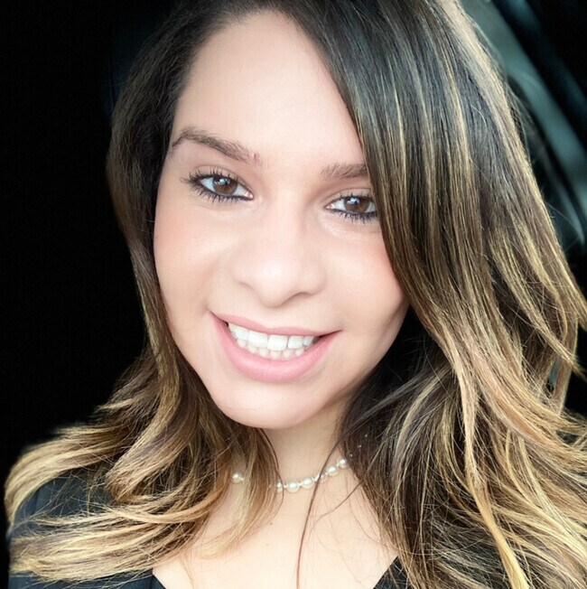 Esly Dorado