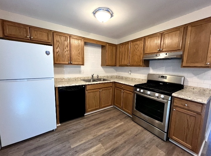 1390 Lincoln Dr unit A, Monaca, PA 15061 - photo 1