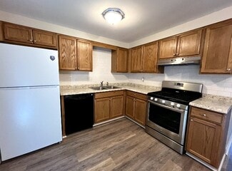 1390 Lincoln Dr Unit A, Monaca, PA 15061