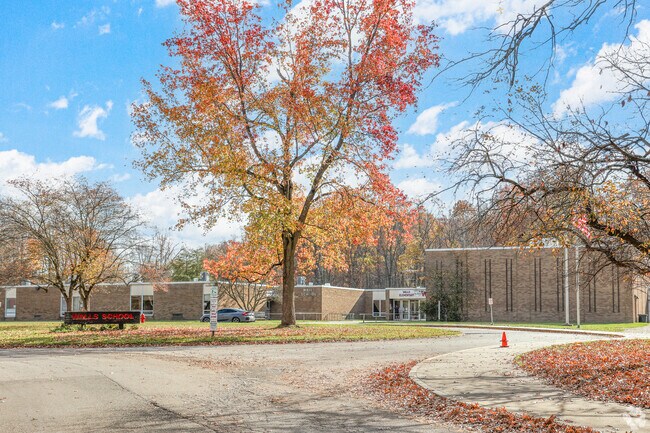 Walls Elementary School near Brady Lake has a nature-focused curriculum and B+ rating.