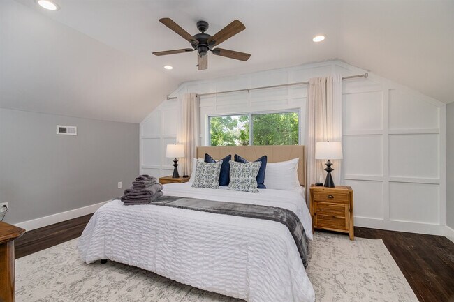 23366 Hoover Ave unit ID1054651P, Hazel Park, MI 48030 - photo 3