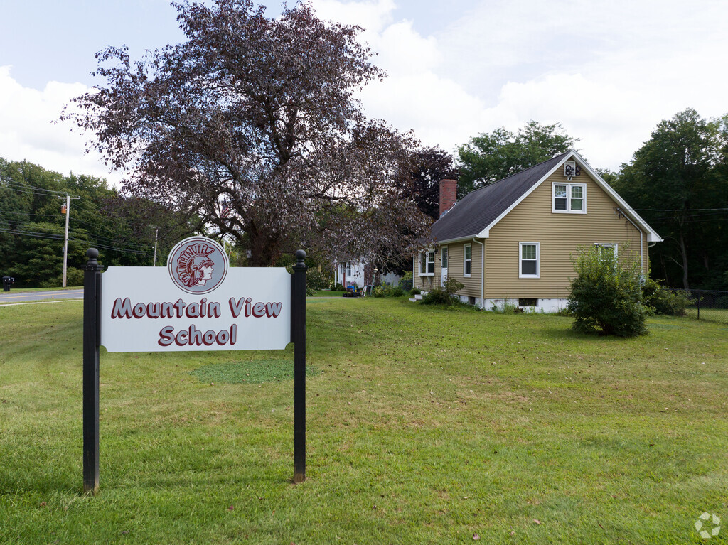 Mountain View School in East Longmeadow, MA.