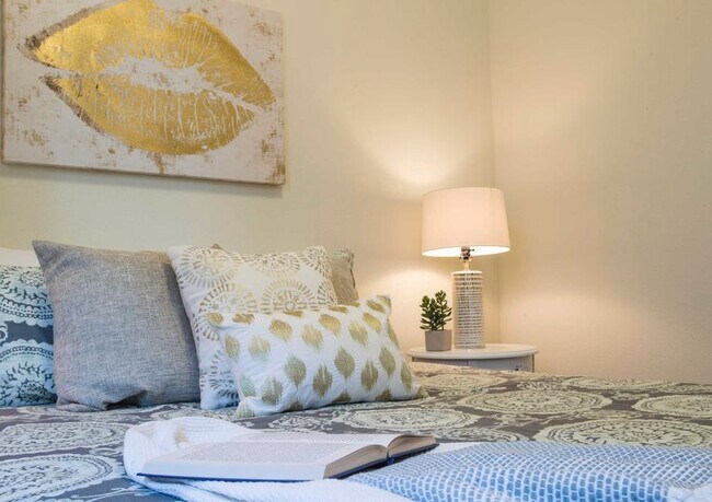 2279 Sawhill Dr unit 38553226, Linda, CA 95901 - photo 4