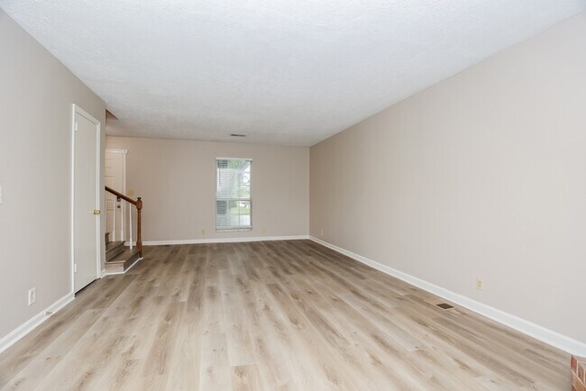 3233 Autumn Dr, Antioch, TN 37013 - photo 3