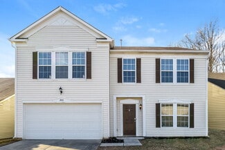 2818 Royal Fern Ln, Charlotte, NC 28215