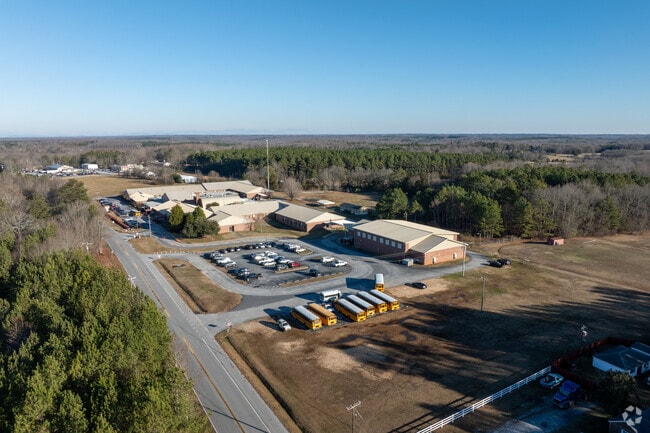 Hickory Tavern Elementary/Middle School 1