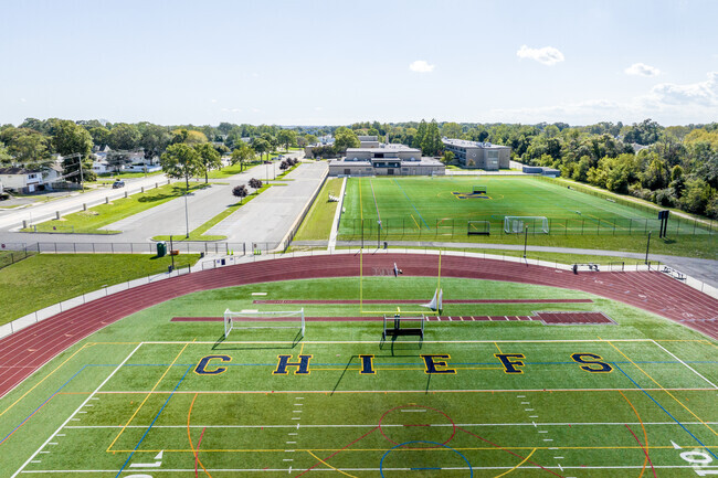 Berner Middle School in East Massapequa has 1,573 students in grades 6-8 with a ratio of 10:1.