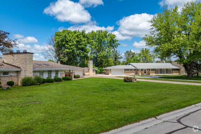 Good sized ranch homes in the Colburn neighborhood.