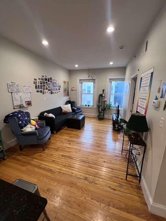 8 Burney St unit 4C, Roxbury Crossing, MA 02120 - photo 3