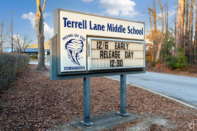 Terrell Lane Middle School is a public high school of the Franklin County School District.