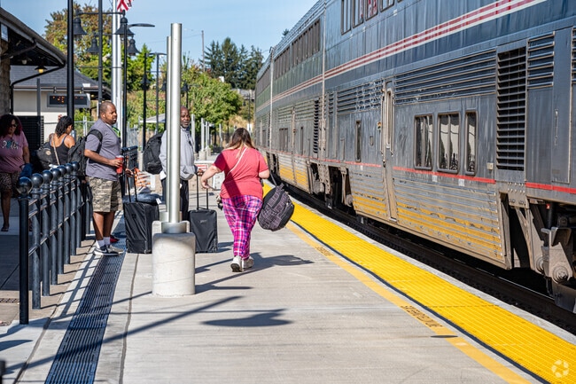 Jackson Hill resident enjoy easy access to Amtrak rail in Ablany, Oregon.