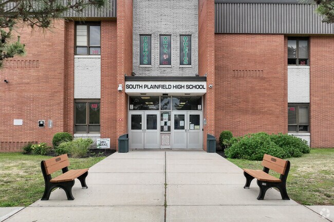 The South Plainfield High School in South Plainfield is graded A on Niche.com.
