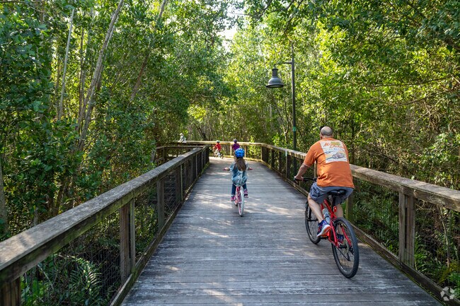 The nearby Gordon River Parkway has boardwalks that run for miles.