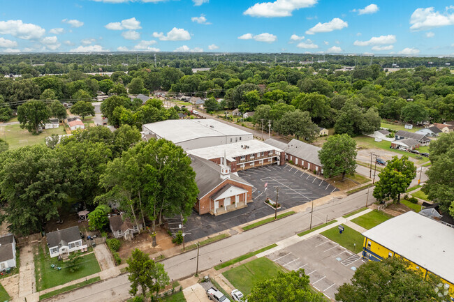 Elliston Baptist Academy
