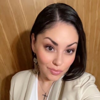 Yesenia Meza