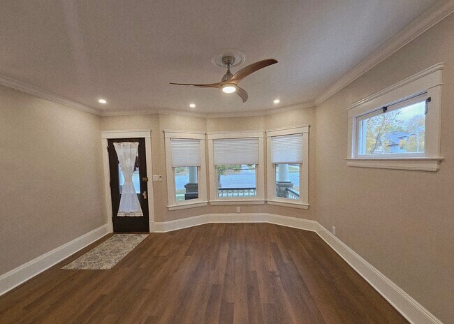 9715 Clifton Blvd, Cleveland, OH 44102 - photo 5