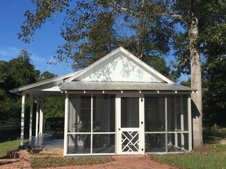 2708 Shandy Ln, Wilmington, NC 28409