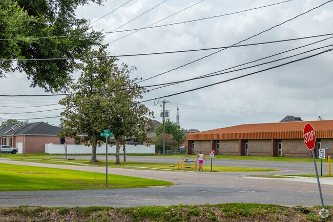 Norco’s sidewalks are perfect for residents who enjoy walking for daily fitness and fresh air.