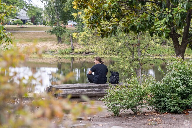 Lake Sacajawea Park's Japanese Garden sits at its north end.