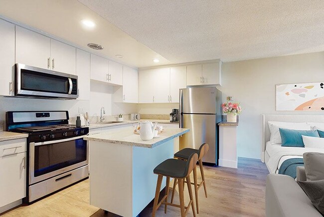 Mediterranean Village West Hollywood, West Hollywood, CA 90069 - photo 4