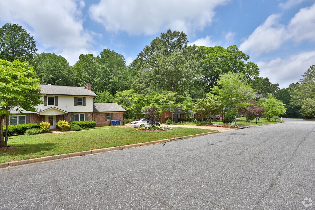 204 Midway Dr, Spartanburg, SC 29301 MLS 307697