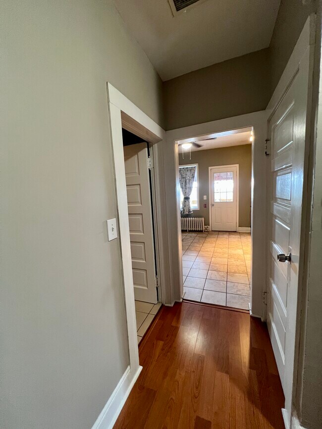 1202 Vine St unit 5, Scranton, PA 18510 - photo 7