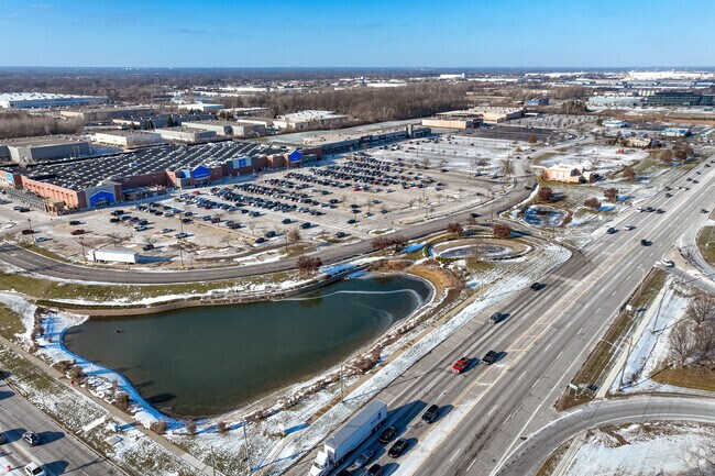 There are a variety of grocery stores in Sterling Heights including Walmart on E 14 Mile.