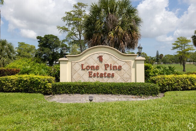 Lone Pine Estate is a modern residential community in Lone Pines neighborhood.