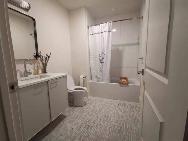 214 Market St unit 1, Boston, MA 02135 - photo 6