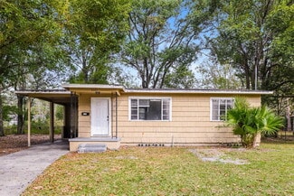 3041 Detroit Cir N, Jacksonville, FL 32254