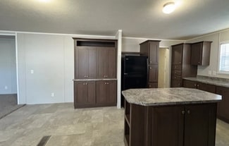 105 Nicole Ct, Howell, MI 48843