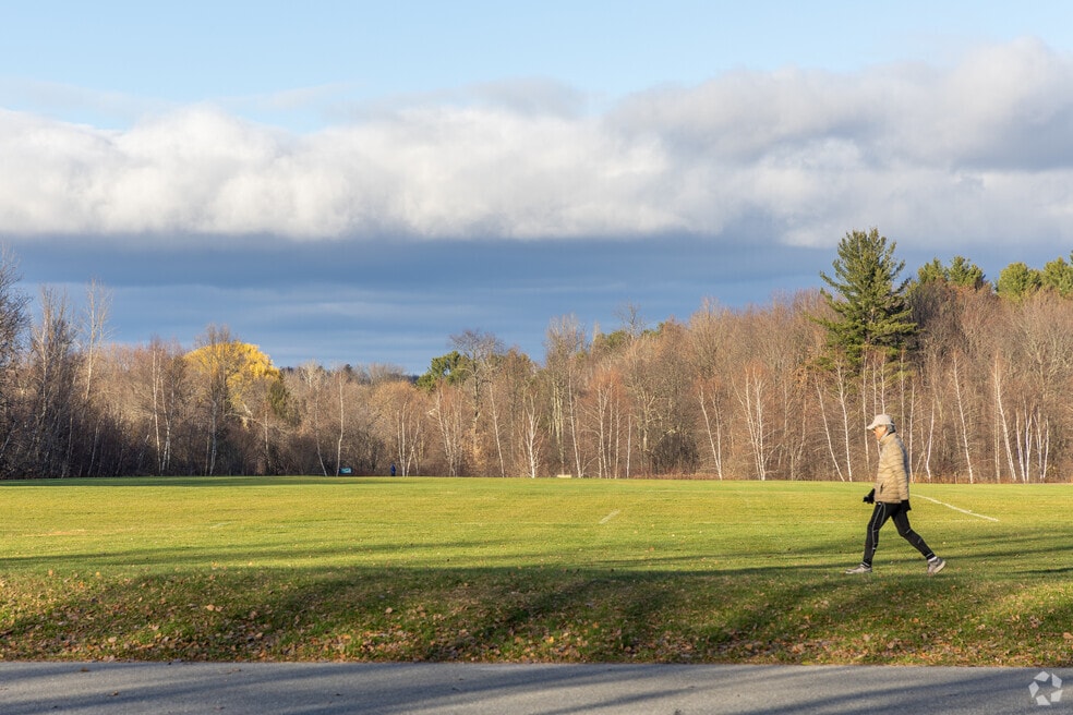 1028393_Williston_JJ_120125_v1