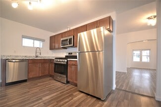 610 Union St Unit 1, Valparaiso, IN 46383