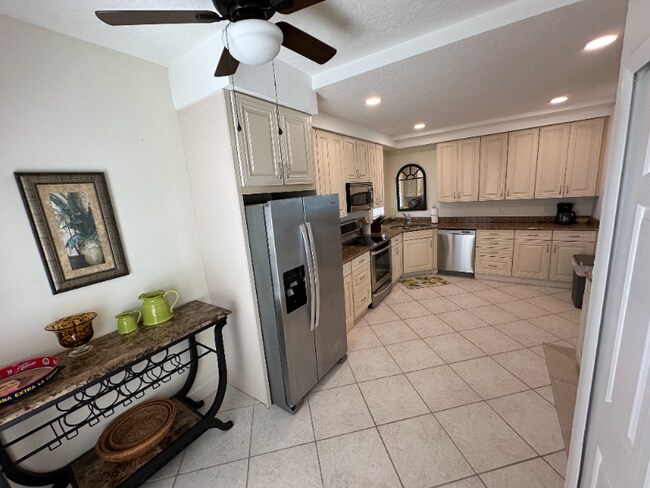 3037 S Hwy A1a unit 2, Melbourne Beach, FL 32951 - photo 7