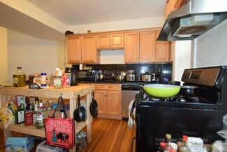 115 Browne St Unit 1, Brookline, MA 02446